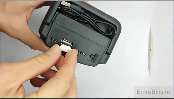 Emre Bilişim Tüm Usb Portlara Uyumlu Toz Ve Kir Önleyici Usb Soket Koruyucu Tıpa Slikon 5 Adet Beyaz - Image 1