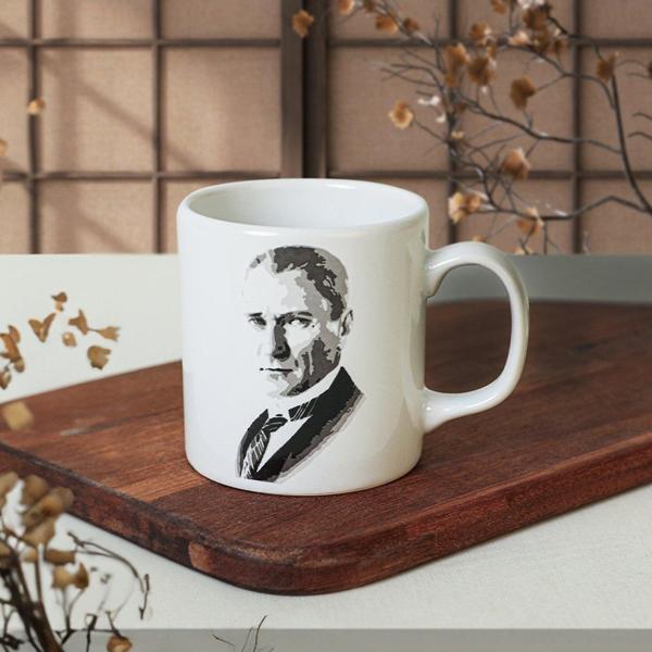 Keraart Atatürk Portre Beyaz Silindir Kupa 1 Adet - Image 1