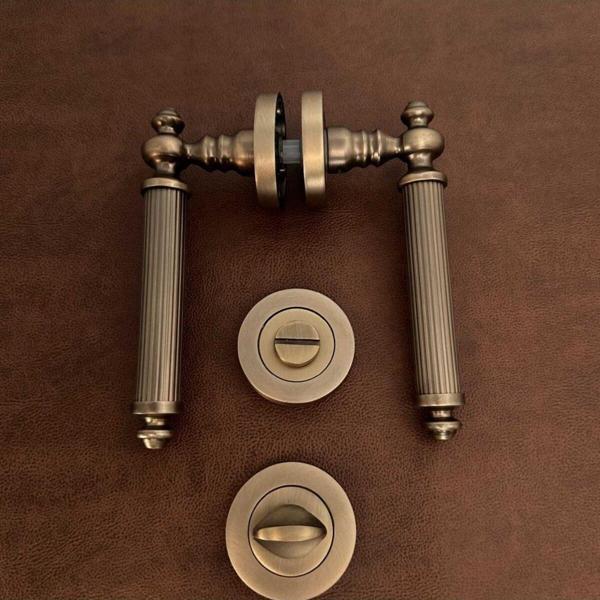 Osmanlı Handles ZK37 Antik Sarı Zamak Yuvarlak Rozetli Wc Banyo Kapı Kolu 1 Takım - Image 1