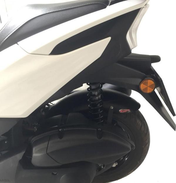 Gp Kompozit Arka Çamurluk Yamaha Nmax 125-155  2015-2020 - Image 1