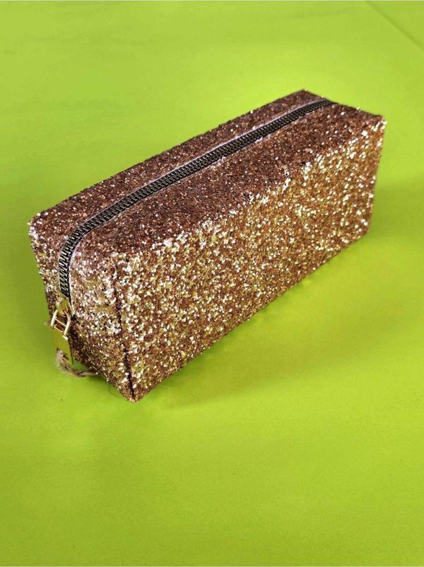 Premium Bakır Simli Renkli Çanta Okul Kalemlik Makyaj Çantası Fermuarlı Plaj El Çantası 20x9x6 Cm Bakır - Image 1