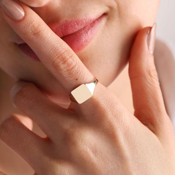 14K Altın Şövalye Yüzük (Kişiselleştir) Kare 0,9 cm - Image 1