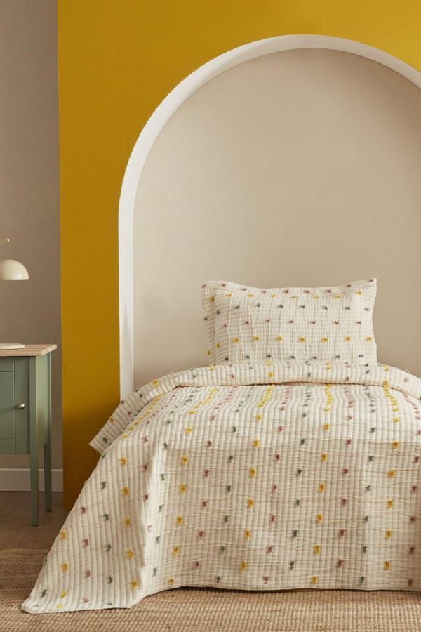 Karaca Home Young Rainbow Tek Kişilik Yatak Örtüsü Takımı - Image 1