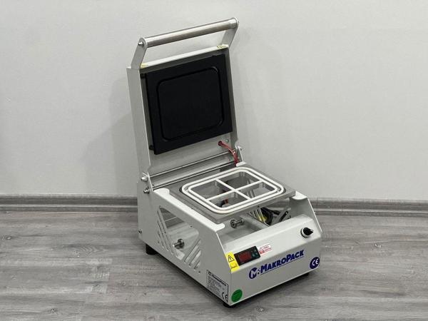Makropack Kase Kapatma Makinesı Yemek Tabldot Kapatma Makinesı 4 Bölmeli Gri - Image 1