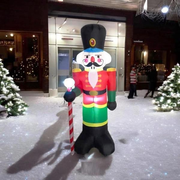 VIP DELUXE LED IŞIKLI MOTORLU DEV ŞİŞME FINDIK KIRAN 190 CM IŞIKLI ŞİŞME KURŞUN ASKER NOEL DEKORLARI - Image 1
