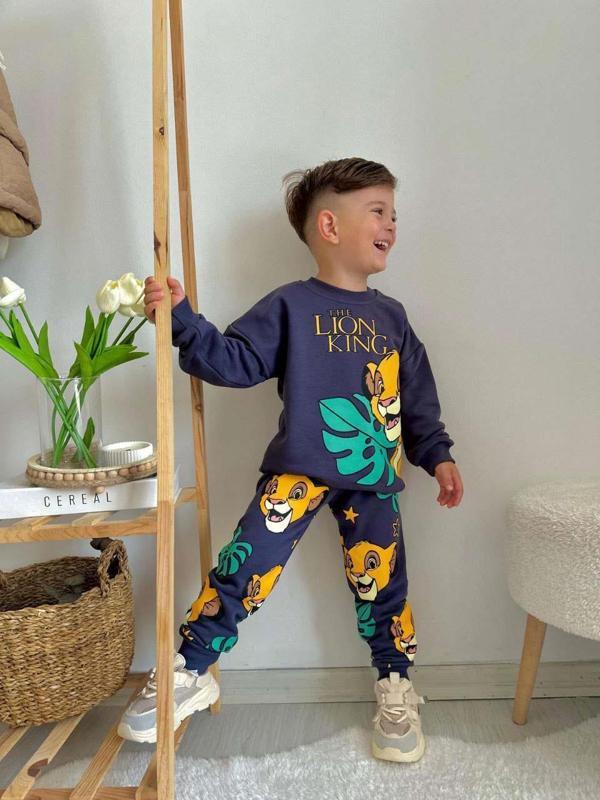 ERKEK ÇOCUK LİON MODELLİ BİSİKLET YAKA PAMUK EŞOFMAN TAKIMI - Image 1