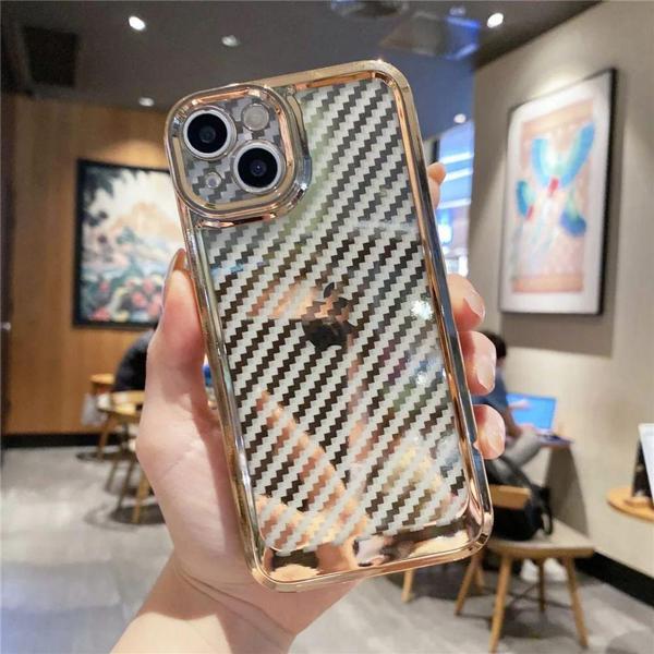 İPHONE 13 KARBON FİBER KAPLAMALI YUMUŞAK RENKLİ SİLİKON KILIF GOLD - Image 1
