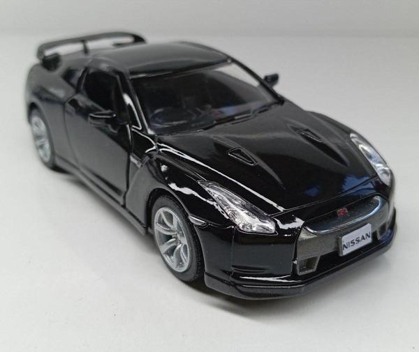 Kinsmart 1:36 2009 Nissan Gt-R R35 Çek/Birak Siyah Araba - Image 1