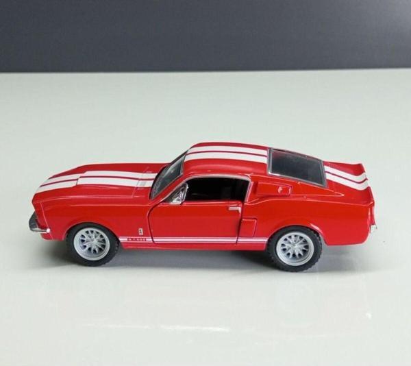 Kinsmart 1:38 1967 Shelby Gt 500. Kırmızı - Image 1