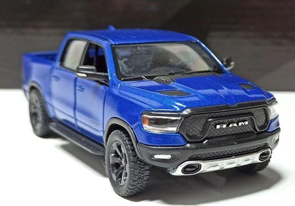 Kinsmart 2019 Ram 1500 Pick-Up 1:46 Çek/Bırak - Image 1