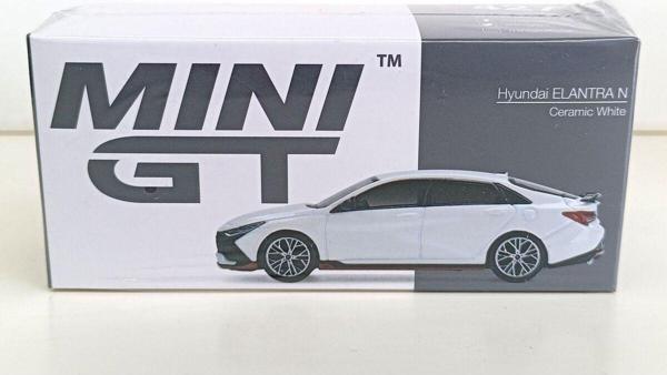 Tsm Minigt 1:64 Hyundai Elentra N Ceramic White - Image 1