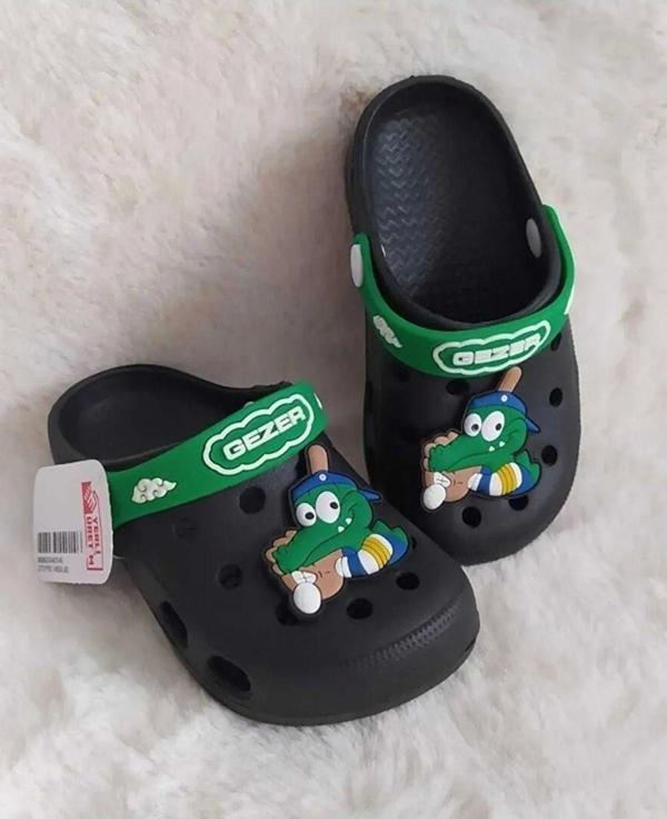 Gezer Kaydırmaz Taban Erkek Çocuk Terlik Timsah Siyah - Image 1