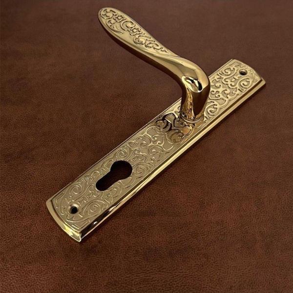 Özen Handles İmza Titanyum ZK19 Zamak Aynalı Yale Çelik Kapı Kolu Sol Basar Tek Yön - Image 1