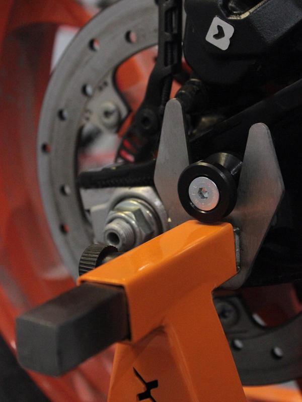 Torque-MX Motosiklet Sehpa Takozu 8 mm MS2 Siyah - Image 1