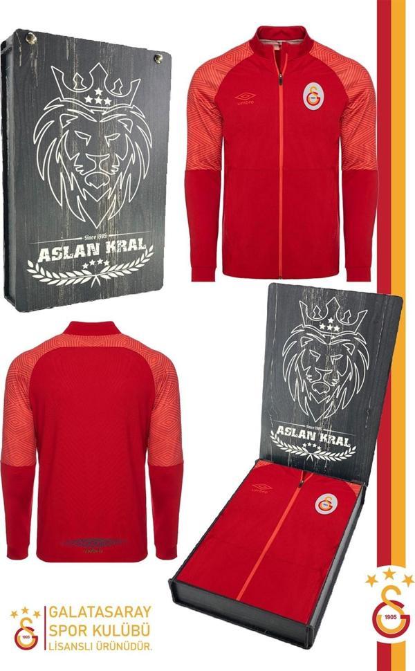 Galatasaray Orijinal Lisanslı Tam Fermuarlı Dik Yaka Kırmızı Sweat Hediyelik Ahşap Kutulu - Image 1