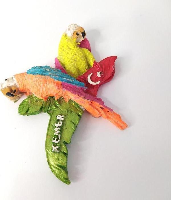Sevimli Papağanlar Magnet Türk Bayraklı Buzdolabı Süsü Mıknatıslı - Image 1