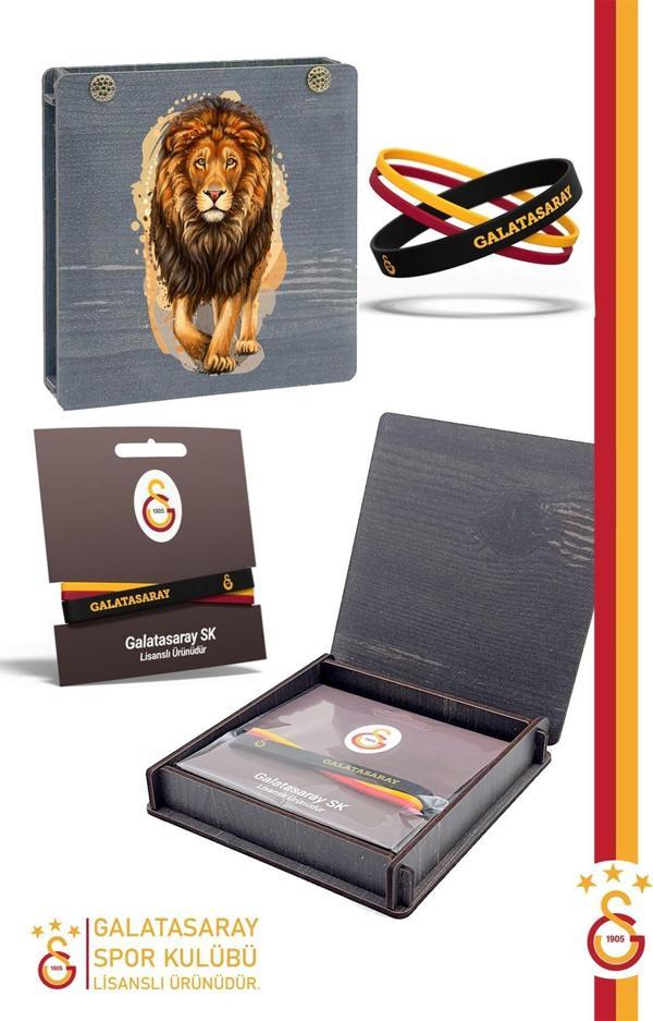Galatasaray Orijinal Lisanslı 3'lü Silikon Yetişkin Bileklik Aslan Baskılı Hediyelik Ahşap Kutulu - Image 1