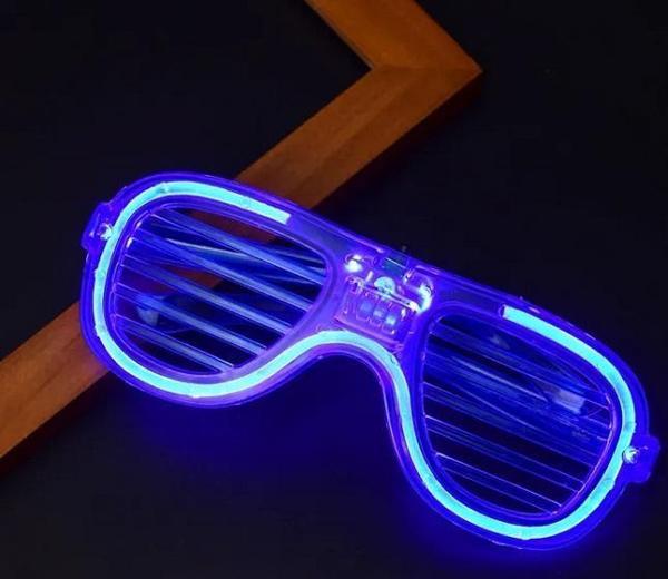 CHRİSTMAS BLUE LED LİGHT PARTY GLASSES MAVİ LED IŞIKLI GÖZLÜK YILBAŞI PARTİ GÖZLÜĞÜ PANJUR GÖZLÜK - Image 1