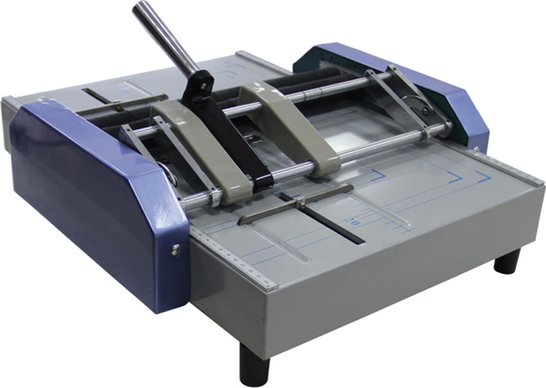 SARFF 8200A ELETRİKLİ KİTAPÇIK YAPMA MAKİNESİ - Image 1