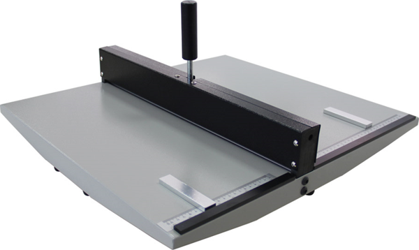 UBER 16B KAĞIT KIRMA MAKİNASI - 550MM - Image 1