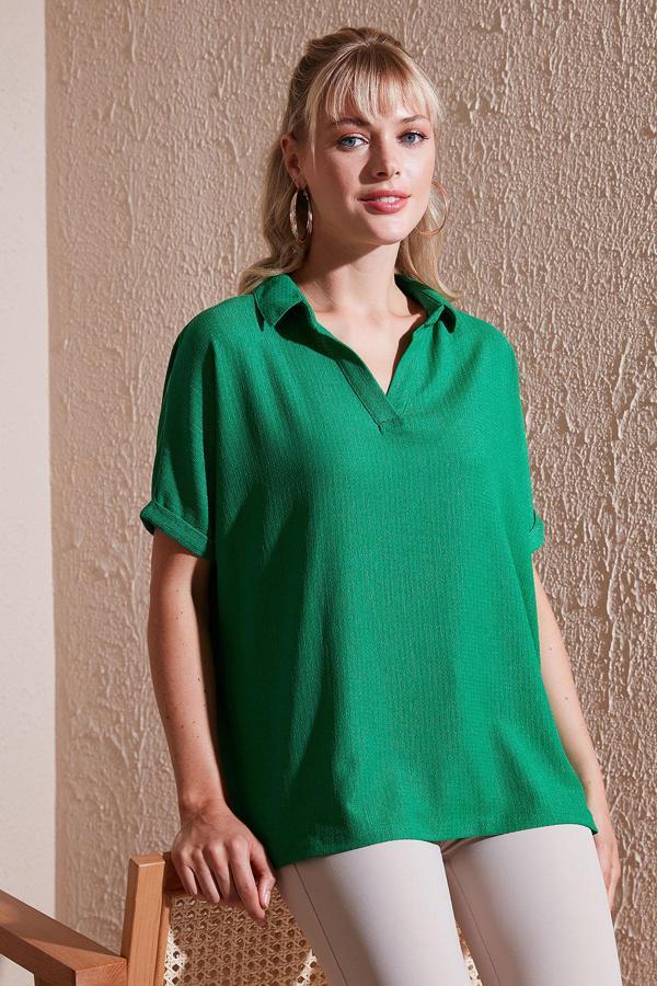 Lela Polo Yaka Kısa Kollu Relaxed Fit Bayan Bluz 66904862S4 BENETTON - Image 1
