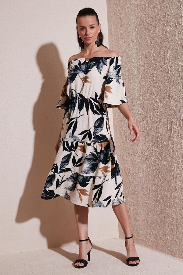 Lela Yaprak Desenli Carmen Yaka Midi Bayan Elbise 5865053 SİYAH - Image 1