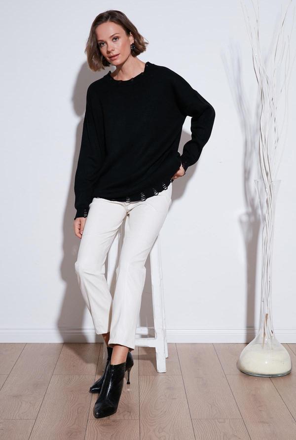 Lela Bisiklet Yaka Yırtıklı Triko Bayan Kazak 4616167 SİYAH - Image 1