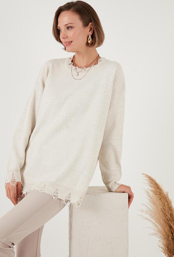 Lela Bisiklet Yaka Yırtıklı Triko Bayan Kazak 4616167 Açık Taş - Image 1