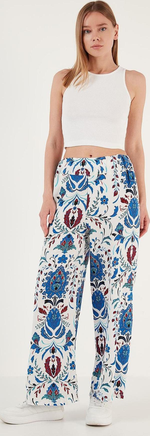 Lela Desenli Beli Lastikli Bol Paça Rahat Kesim Bayan Pantolon 5865217 BEYAZ-SAKS - Image 1