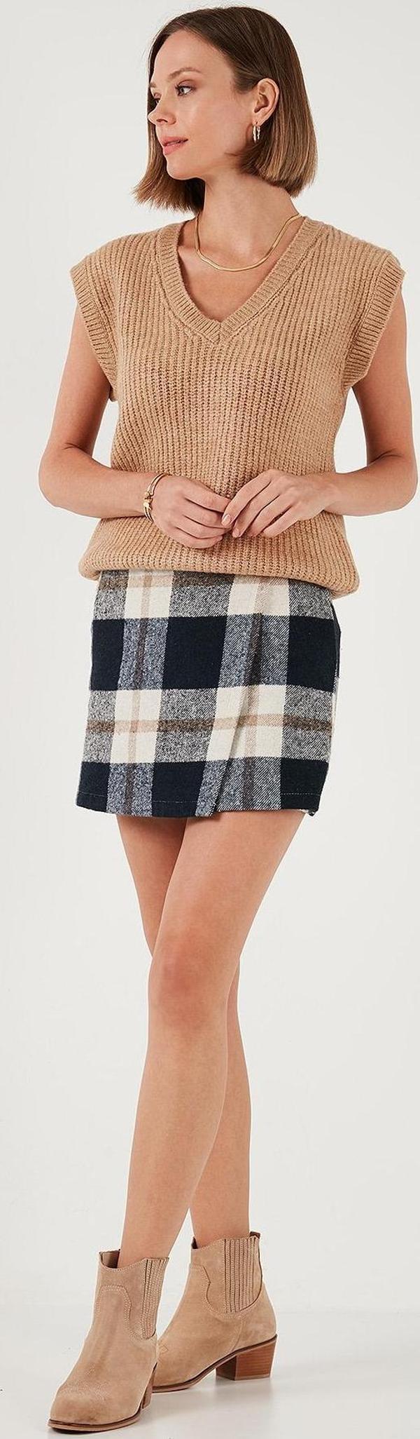 Lela Pamuk Karışımlı Regular Fit Kışlık Bayan Şort Etek 61100015 LACİVERT - Image 1