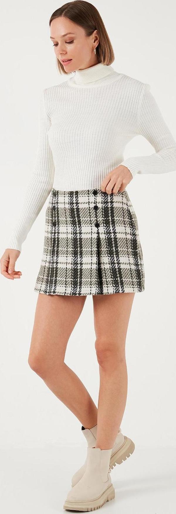 Lela Regular Fit Kışlık Tüvit Mini Bayan Şort Etek 611ET0020 HAKİ - Image 1