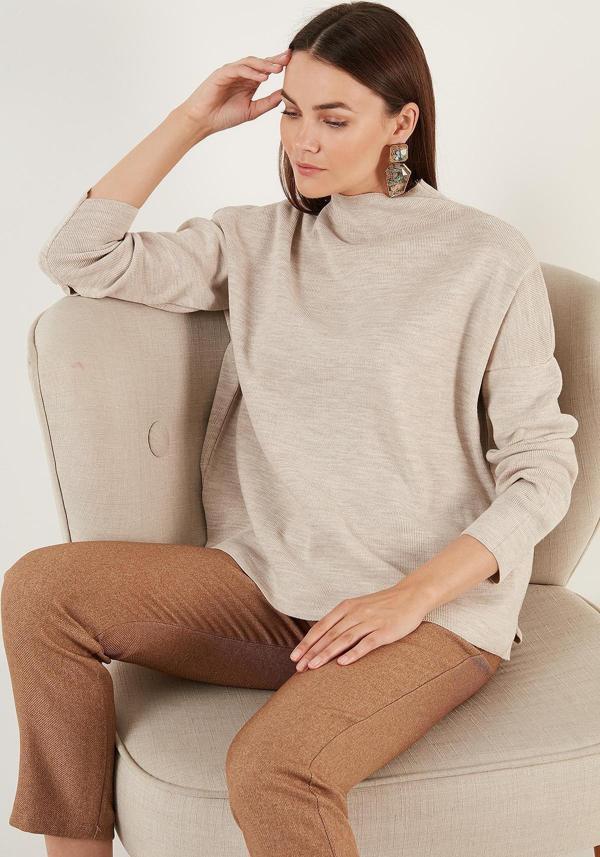 Lela Arkası Uzun Dik Yaka İnce Triko Bayan Kazak 4615002 BEJ - Image 1