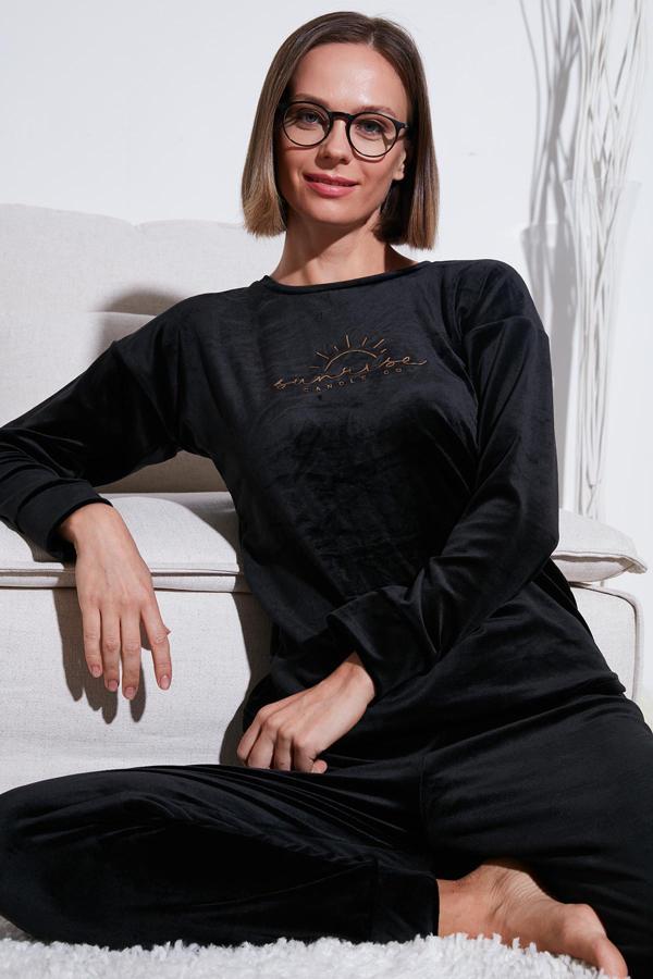 Lela Standart Fit Bisiklet Yaka Yumuşak Kadife Bayan Pijama Takımı 6094201 SİYAH - Image 1