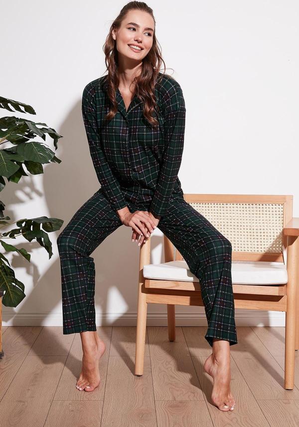 Lela Desenli Beli Lastikli Gömlek Yaka Dokuma Bayan Pijama Takımı 6095660W4 YEŞİL - Image 1