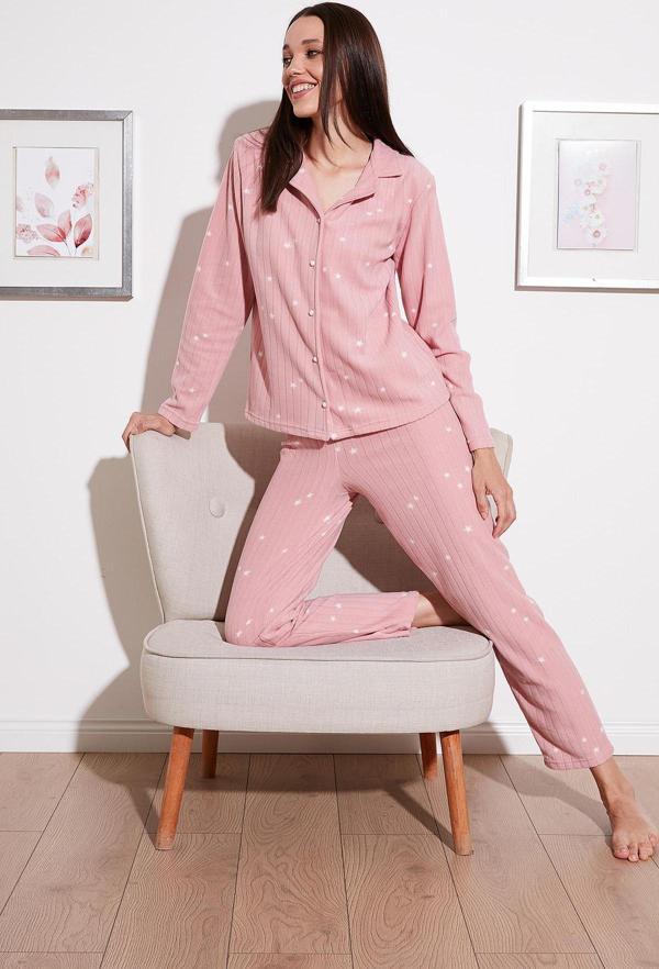 Lela Regular Fit Gömlek Yaka Önden Düğmeli Polar Bayan Pijama Takımı 6571009W4 PUDRA - Image 1