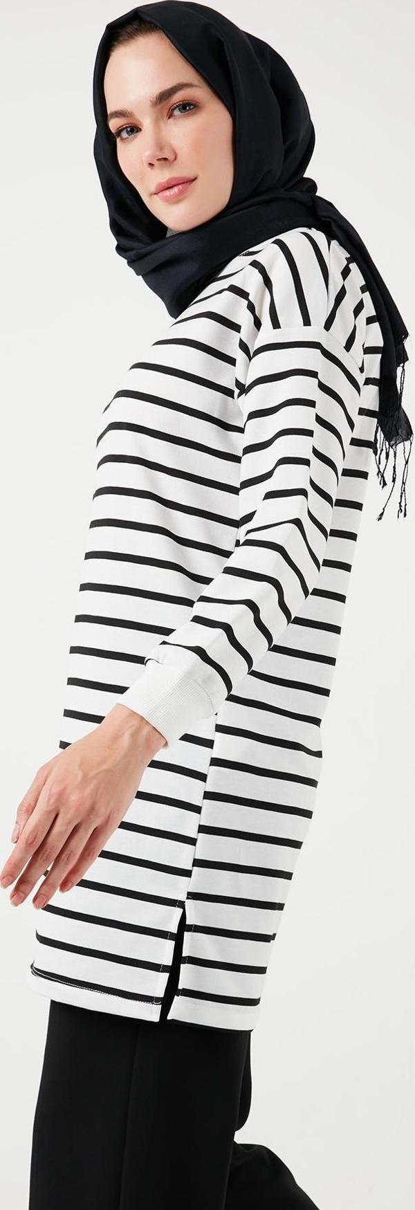 Lela Modest Çizgili Pamuklu Regular Fit Bisiklet Yaka Bayan Tunik 5865784 BEYAZ - Image 1