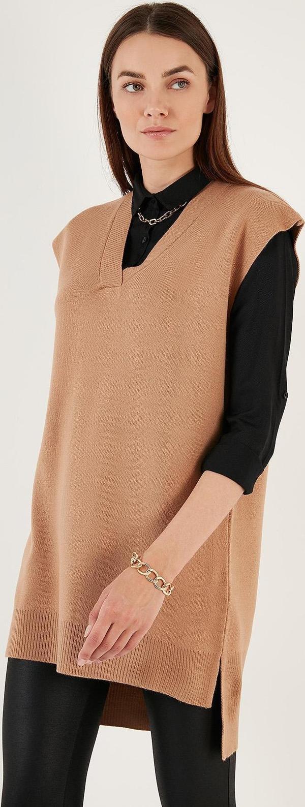 Lela V Yaka Arkası Uzun Triko Bayan Süveter 4616082Y CAMEL - Image 1