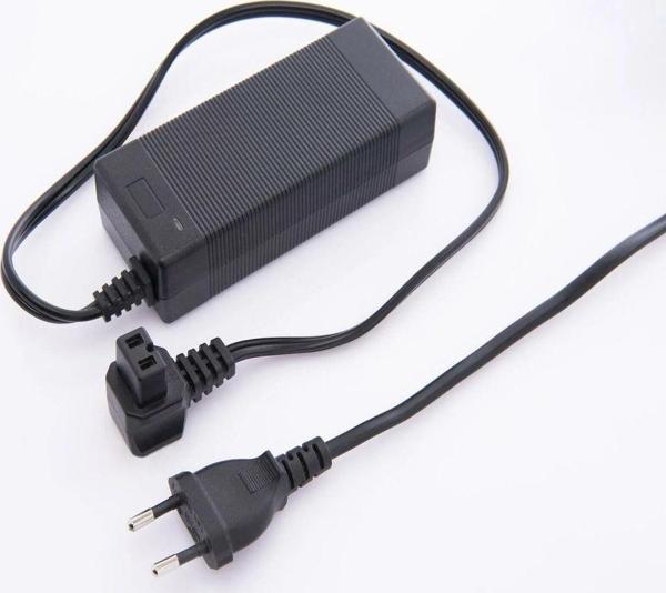 Radol Oto Buzdolabı 220V 12/24 Dönüştürücü Adaptör (Orjinal) - Image 1