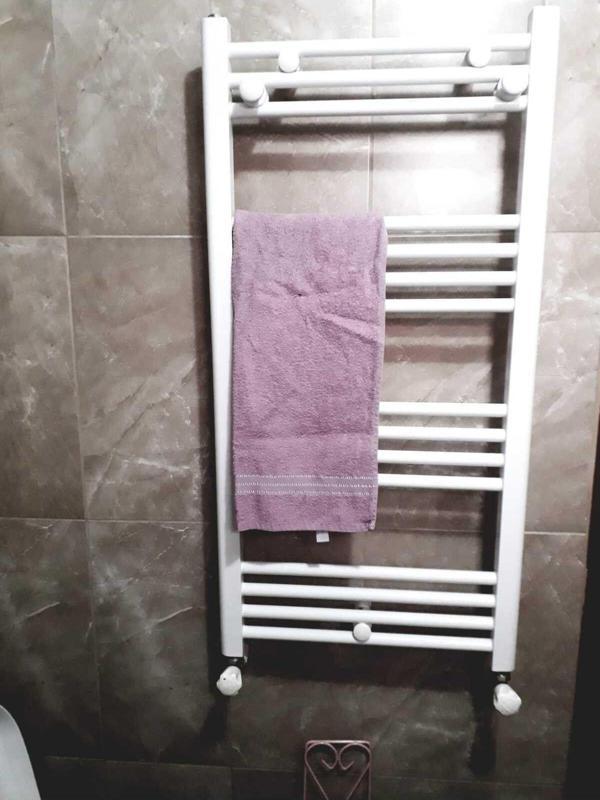 Simaş Havlupan 500 x 1000 Beyaz 14 Borulu Havlupan + 2 Adet Radyatör Vanası Beyaz - Image 1