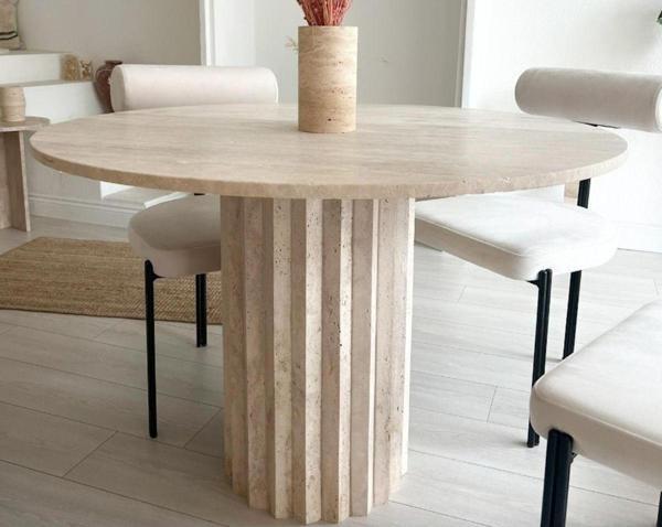 Miarik Design Yuvarlak Patricia Sütun Ayak Traverten Mermer Yemek Masası - Image 1