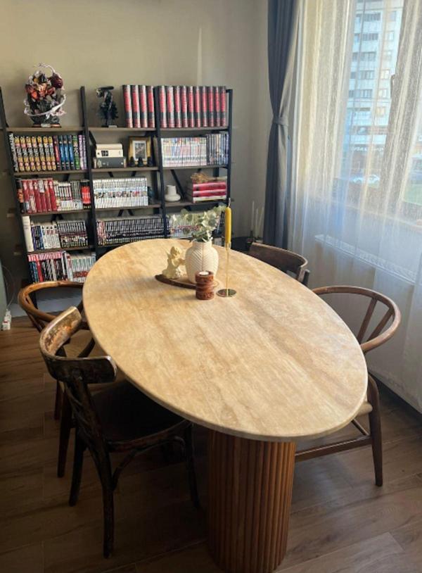 Miarik Design Traverten Tabla Ahsap Tirtik Ayakli Yemek Masası - Image 1
