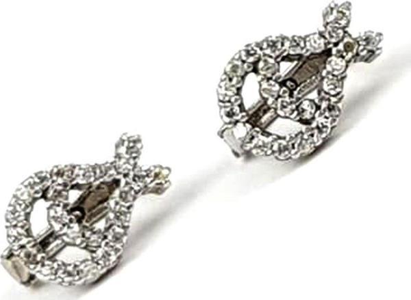 Lale figürlü gümüş minimal küpe - Image 1