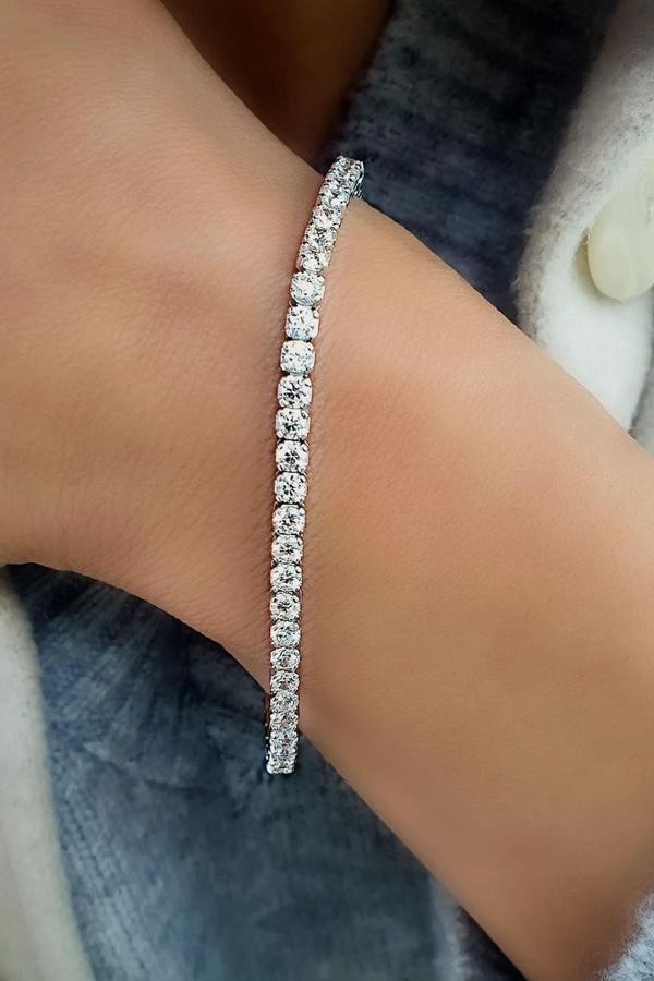 Pırlanta Parlaklığında Swarovski Zirconia Taşlı 925ayar Gümüş Üzerine Beyaz Altın Kaplama Su Yolu Bileklik - Image 1