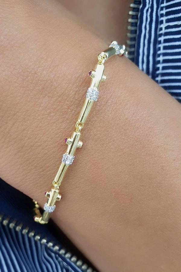 Zirkon Taş Detaylı 925ayar Gümüş Üzerine Altın Kaplama Luxury Tasarım Trend Bileklik - Image 1