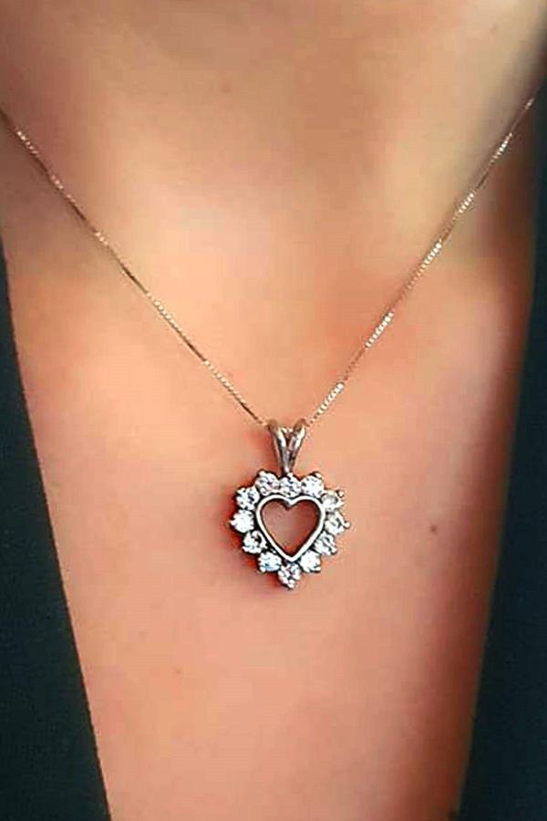 Zirkon taşlı gümüş kalp kolye - Image 1