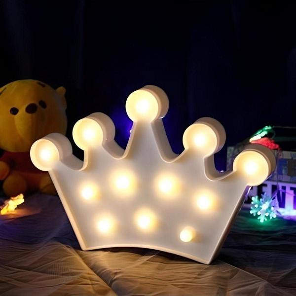 Mbb E-Ticaret 3D Dekoratif Pilli Kraliçe Tacı Model Led Masa Ve Gece Lambası - Image 1
