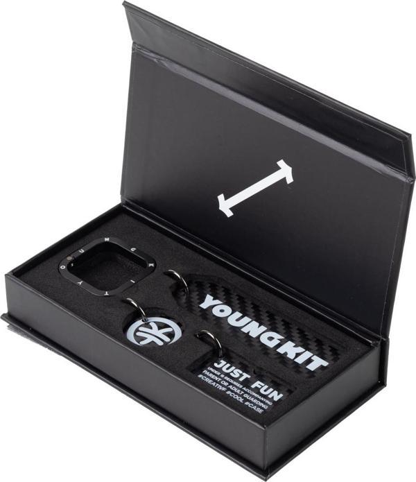 YoungKit Karbon Fiber Görünümlü Logolu Anahtarlık Keychain - Image 1