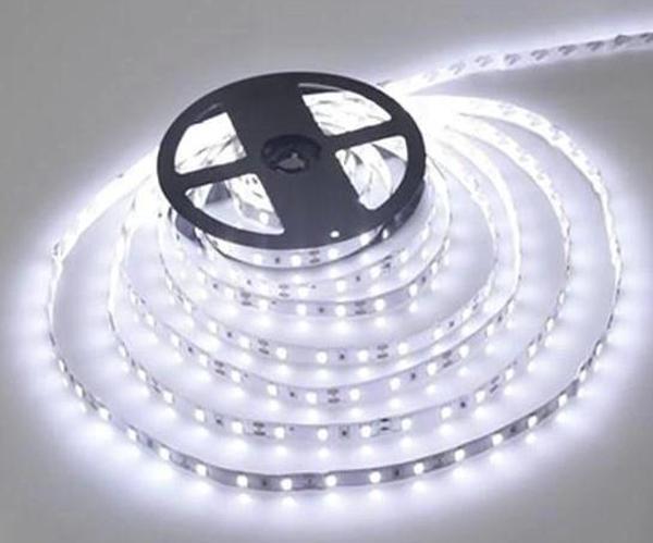 VİTO BEYAZ ÜÇ ÇİP İÇ MEKAN LED ŞERİT 14.4W - Image 1
