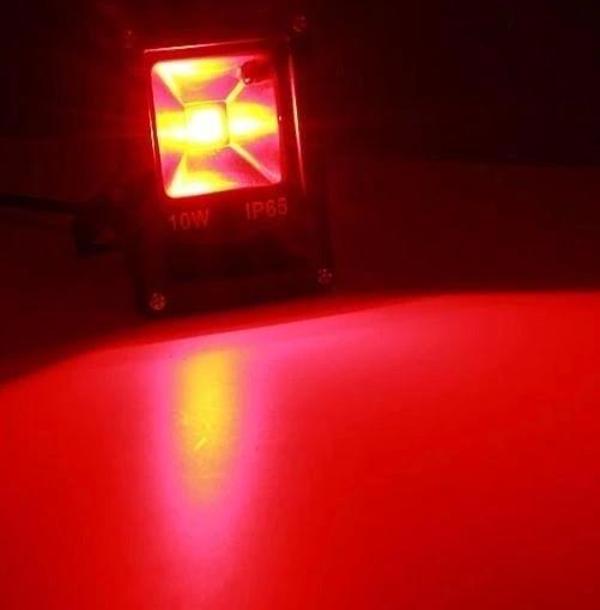 VİTO INDUS LED PROJEKTÖR 100W KIRMIZI (RED) - Image 1
