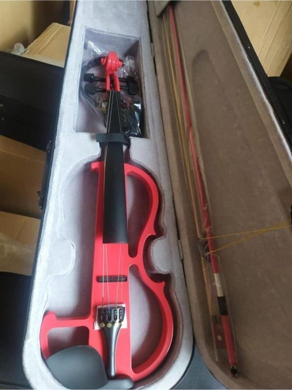 Valeria Kırmızı Renk Ful Set Elektro Keman - Image 1